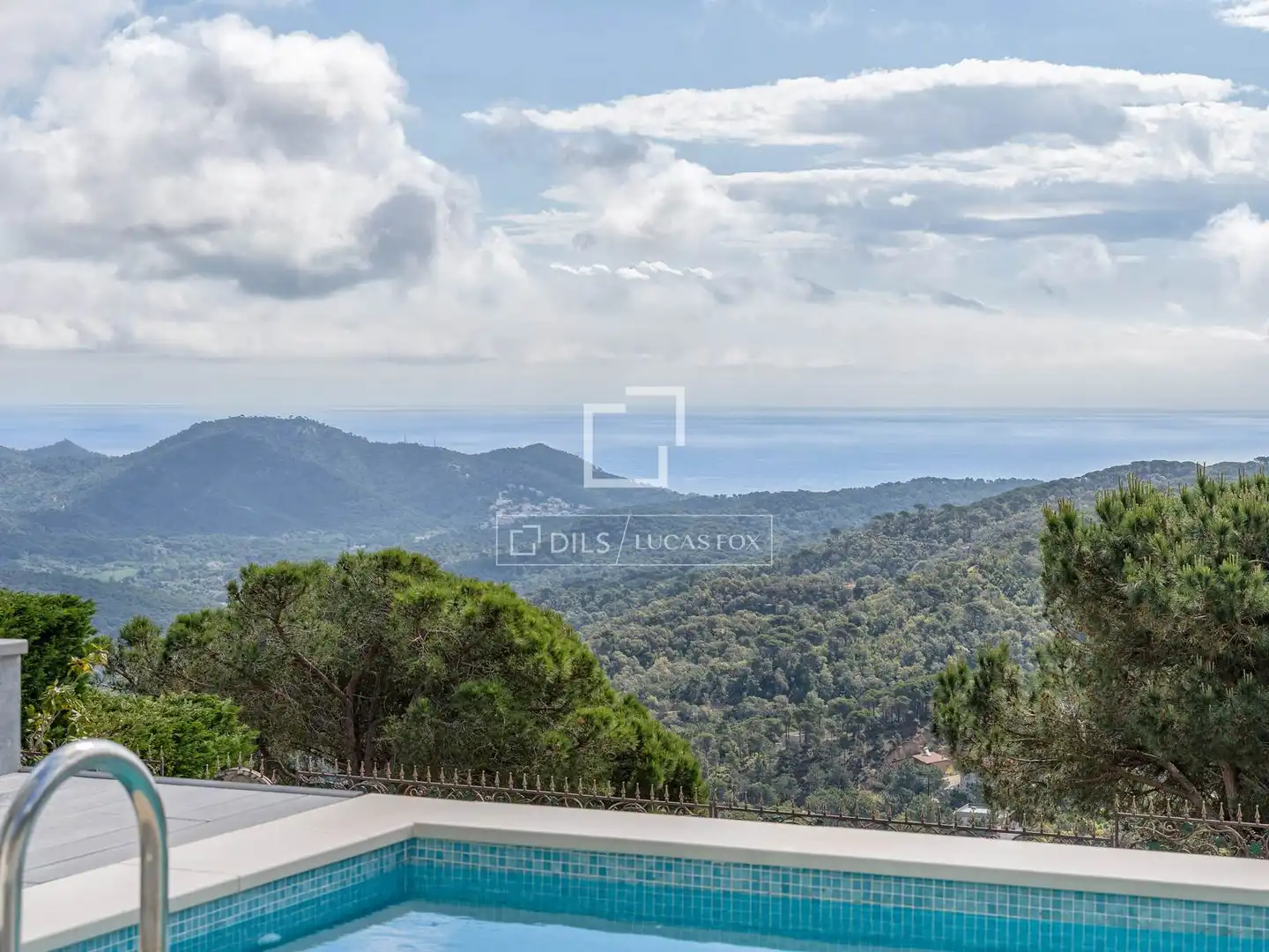Exterior view of Houses for sale in Lloret de Mar  with Air Conditioner, Heating and Private garden