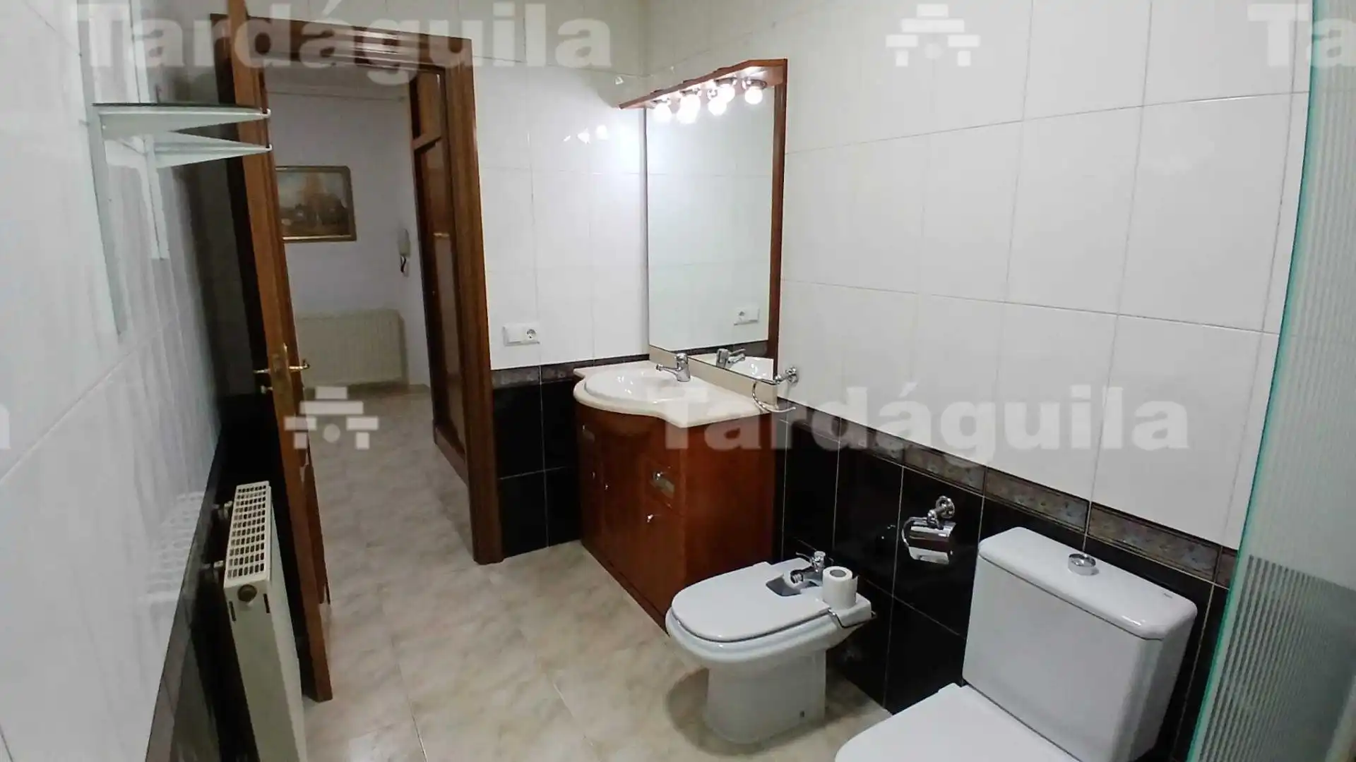 Bathroom of Flat for sale in Villamayor  with Heating and Private garden