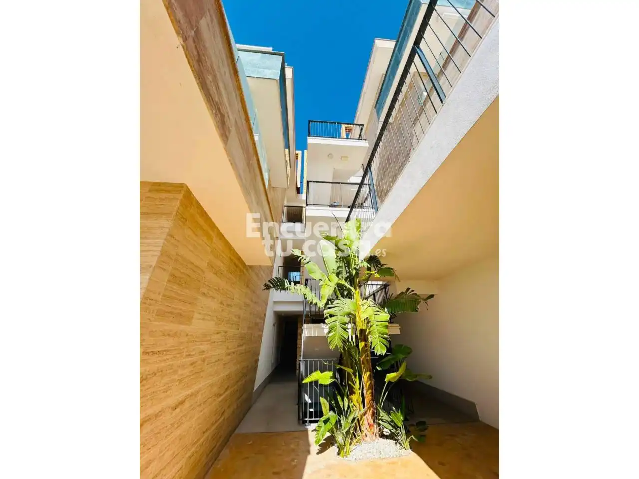 Außenansicht von Wohnung zur Miete in Finestrat mit Klimaanlage, Heizung und Terrasse