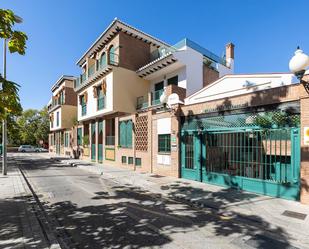 Exterior view of Single-family semi-detached for sale in  Granada Capital  with Air Conditioner, Heating and Private garden