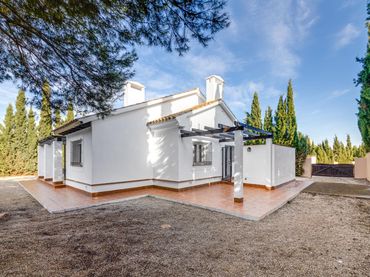 Chalet con jardín en venta en HINOJO - PP EL MINGRANO