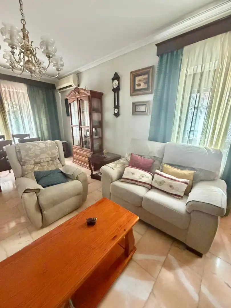 Sala d'estar de Casa o xalet en venda en Peñamefecit - Avda Barcelona