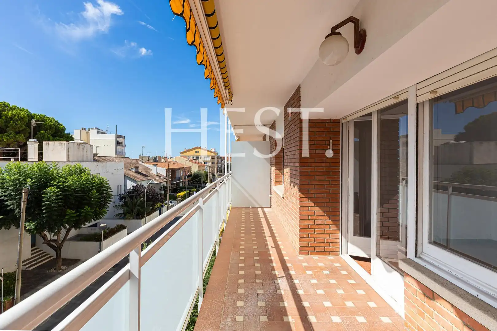 Wohnung mit Aufzug zum Verkauf in Carrer de Santa Coloma