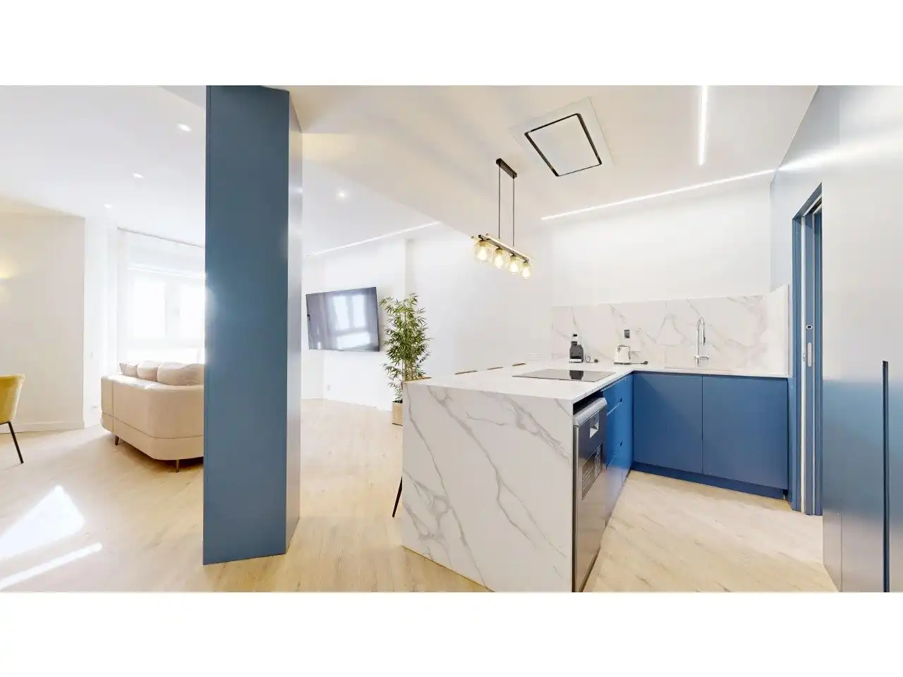 Kitchen of Flat for sale in Valencia  with Air Conditioner, Private garden and Storage room