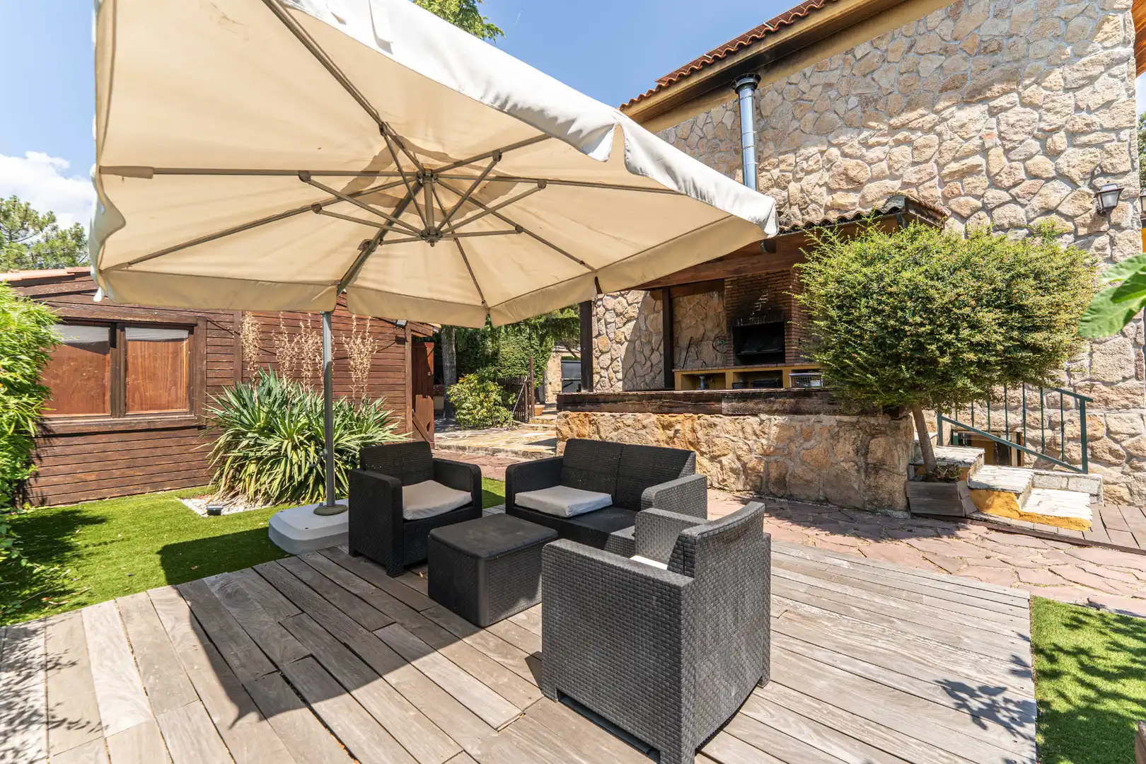 Terrassa de Casa o xalet en venda en Alpedrete amb Calefacció, Jardí privat i Terrassa