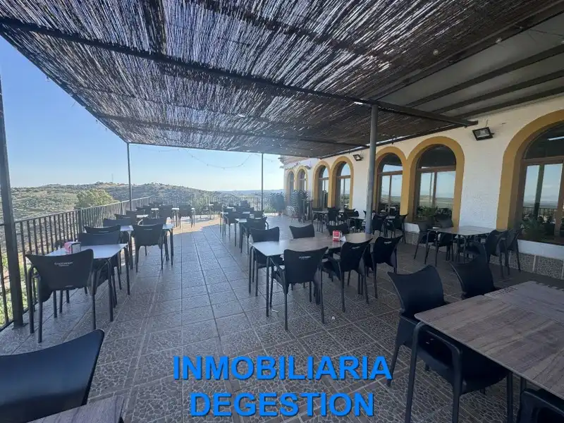 Inmuebles singulares con ascensor en venta en Calle Cerro de la Llana, imagen 5
