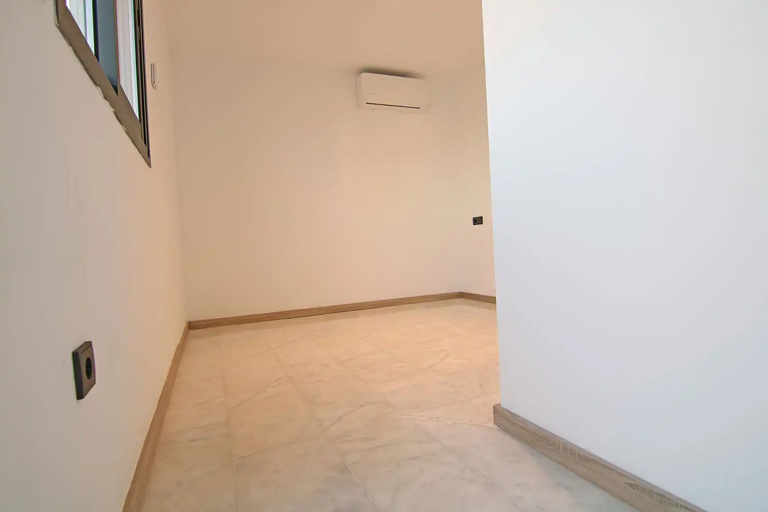 Ático en venta en Calle Isaac Peral, 69, Arenal - La Pólvora