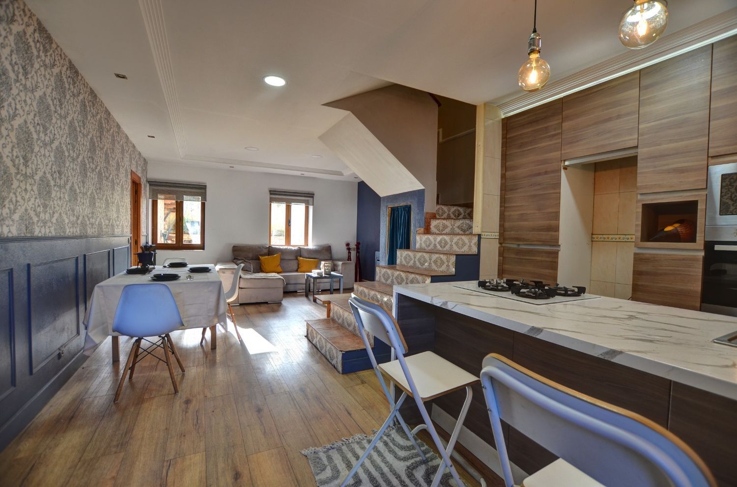 Sala d'estar de Casa o xalet en venda en Mieres (Asturias) amb Calefacció, Terrassa i Traster