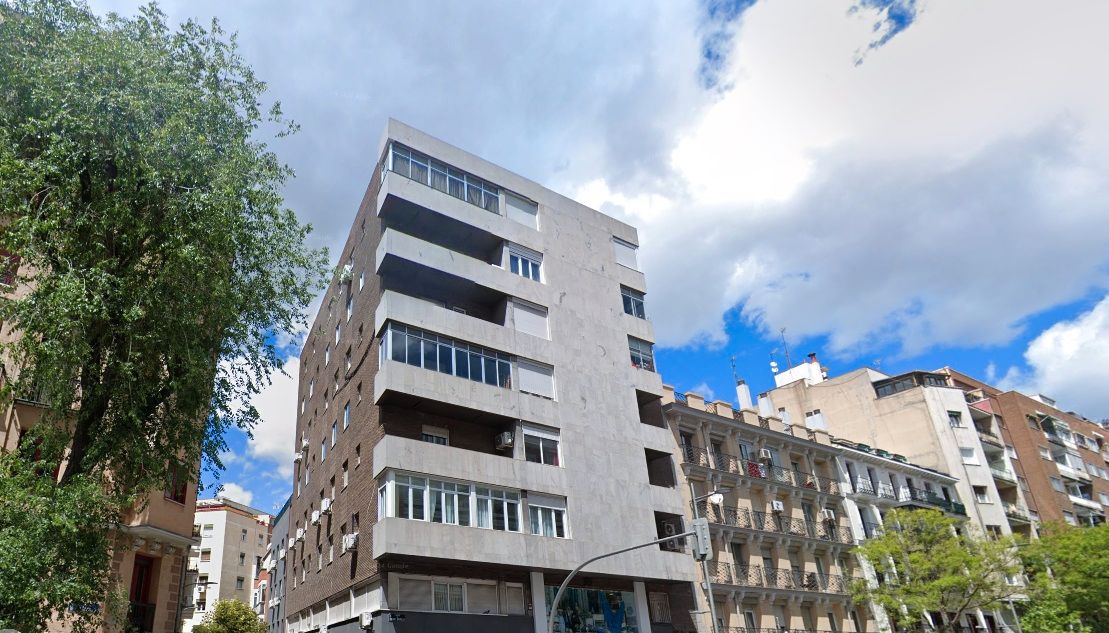 Exterior view of Study to rent in  Madrid Capital  with Air Conditioner, Heating and Furnished
