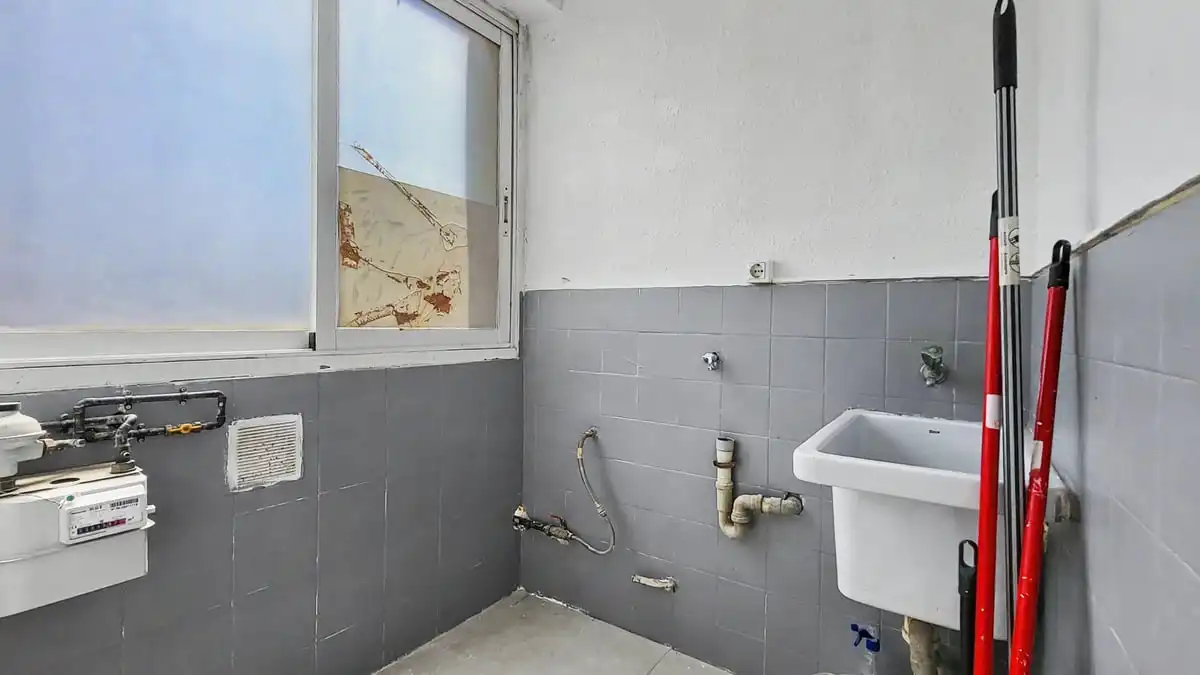 Bathroom of Flat for sale in Dénia  with Air Conditioner, Heating and Terrace