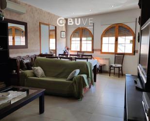 Living room of House or chalet for sale in El Robledo    with Air Conditioner, Heating and Terrace