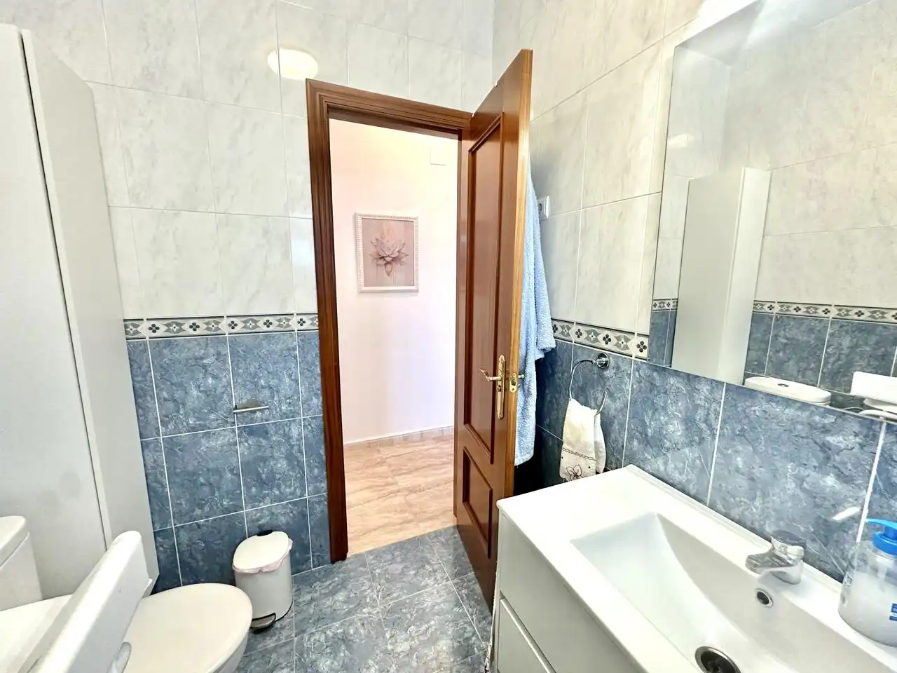 Baño de Casa adosada en venta en Fuente de Piedra con Aire acondicionado, Terraza y Piscina comunitaria
