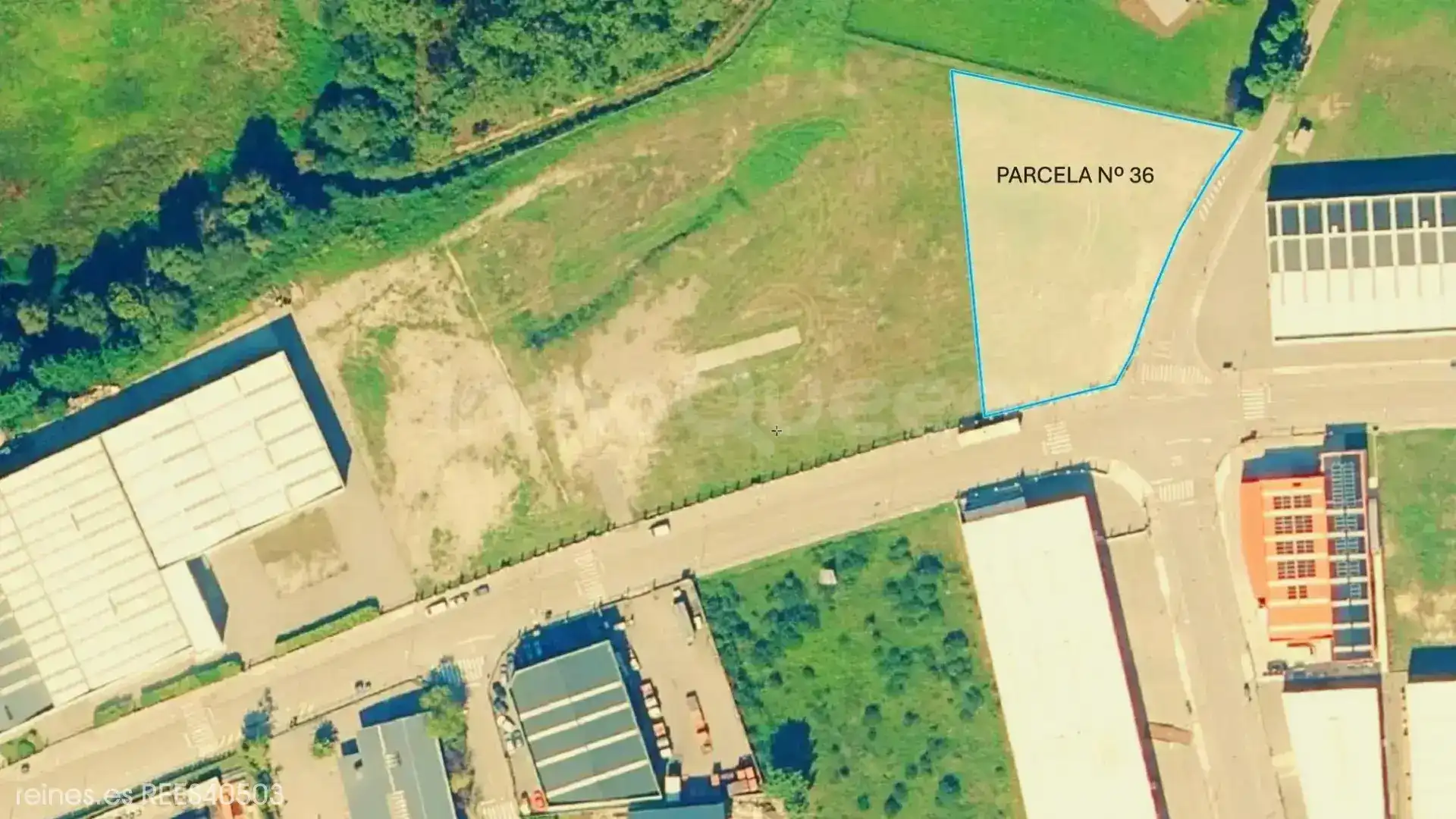 Terreno industrial en venta en Coaña