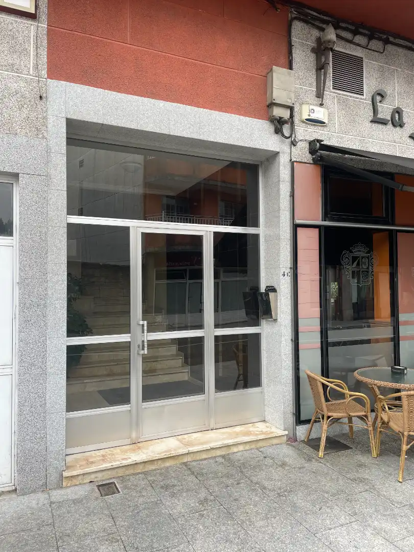 Vista exterior de Piso en venta en Tui con Amueblado y Balcón