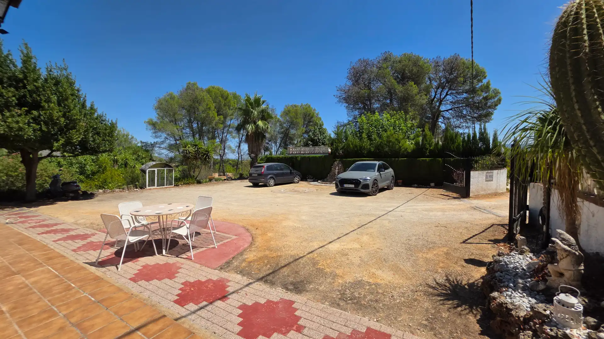 Parking of Houses for sale in Ontinyent  with Private garden, Terrace and Storage room