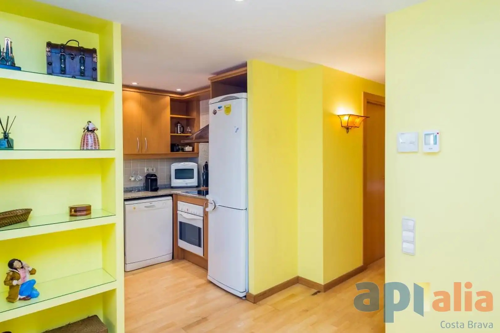 Kitchen of Ground floor for sale in Castell d'Aro, Platja d'Aro i s'Agaró  with Heating, Private garden and Storage room