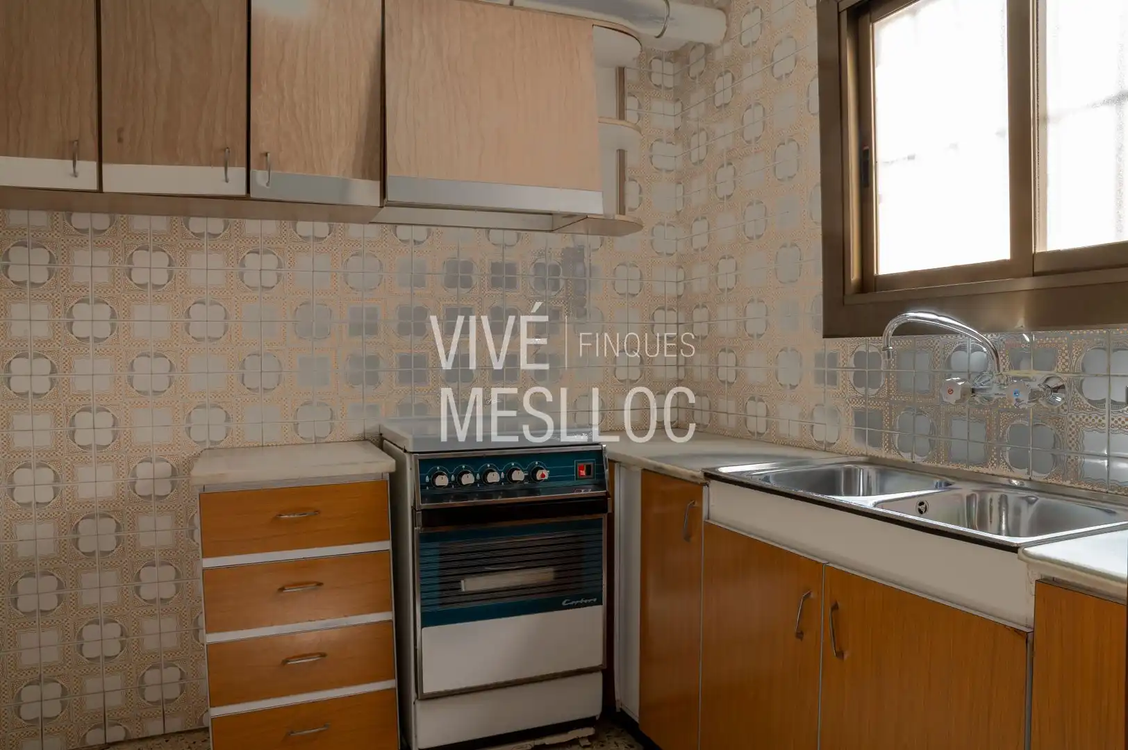 Kitchen of Flat for sale in El Masnou