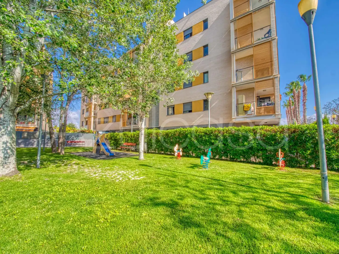 Außenansicht von Wohnung zum Verkauf in El Campello mit Klimaanlage, Privatgarten und Parkett