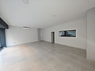 Local commercial à vendre à Úbeda