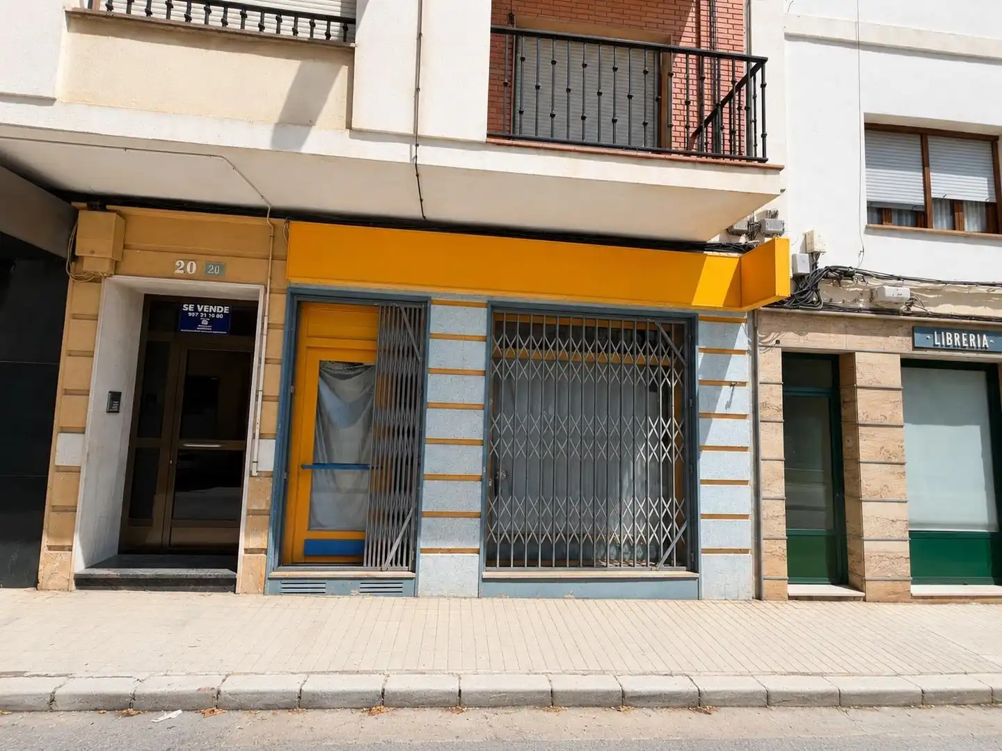 Locale commerciale in vendita a Calle de Mendizábal