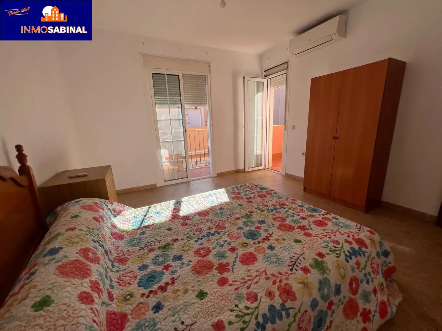 Dormitori de Casa adosada en venda en Roquetas de Mar amb Aire condicionat, Calefacció i Terrassa