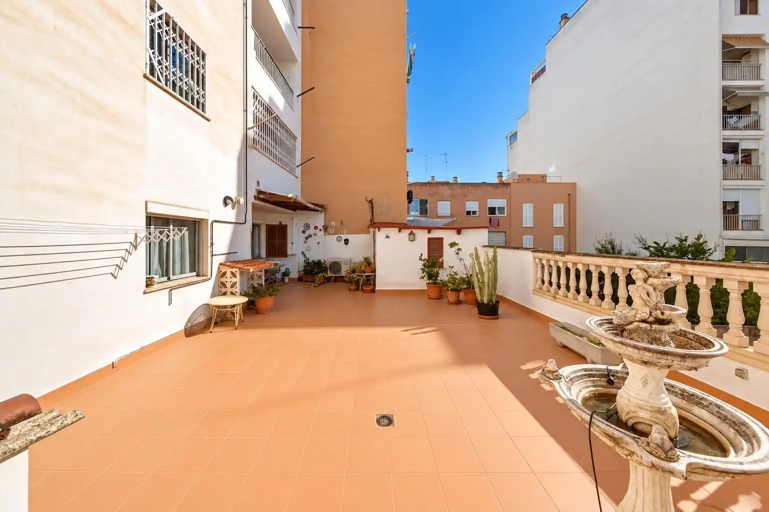 Bajo con terraza en venta en Carrer d'Indalecio Prieto, imagen 25