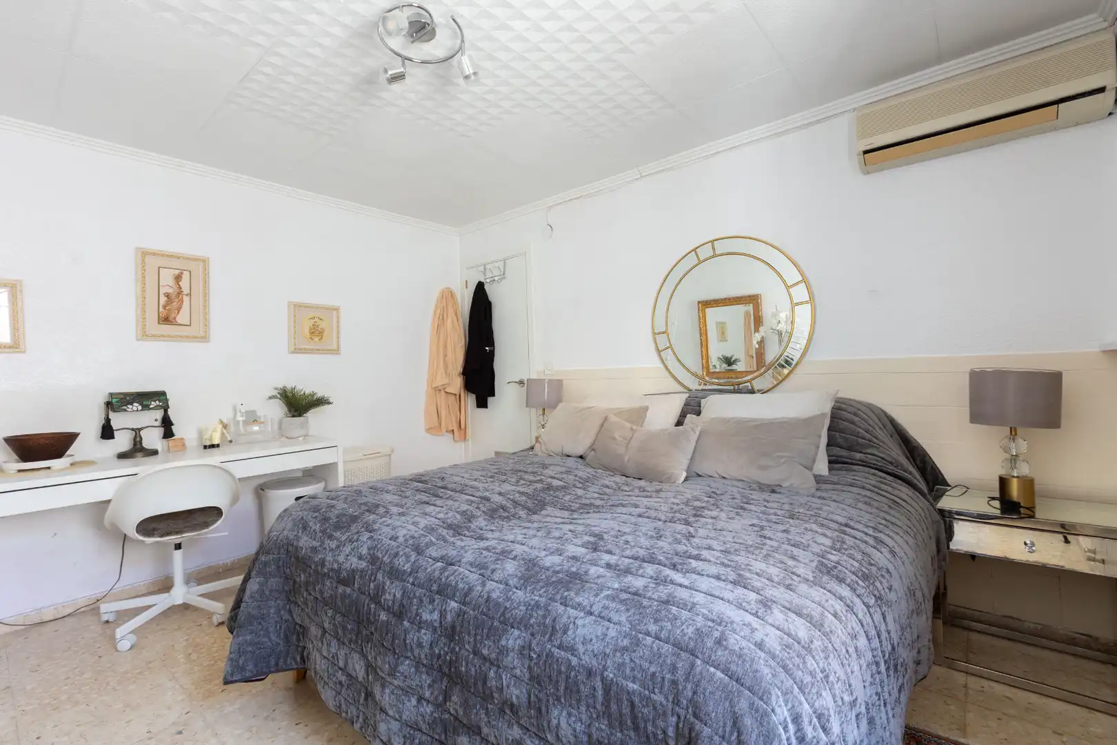 Dormitori de Casa o xalet en venda en La Nucia amb Aire condicionat, Jardí privat i Terrassa