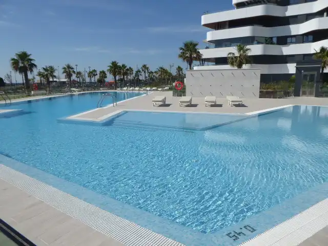 Swimming pool of Flat for rent in Torremolinos  with Air Conditioner, Terrace and Storage room