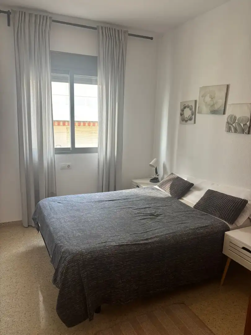 Schlafzimmer von Wohnung zur Miete in Sagunto / Sagunt mit Klimaanlage, Möbliert und Ofen