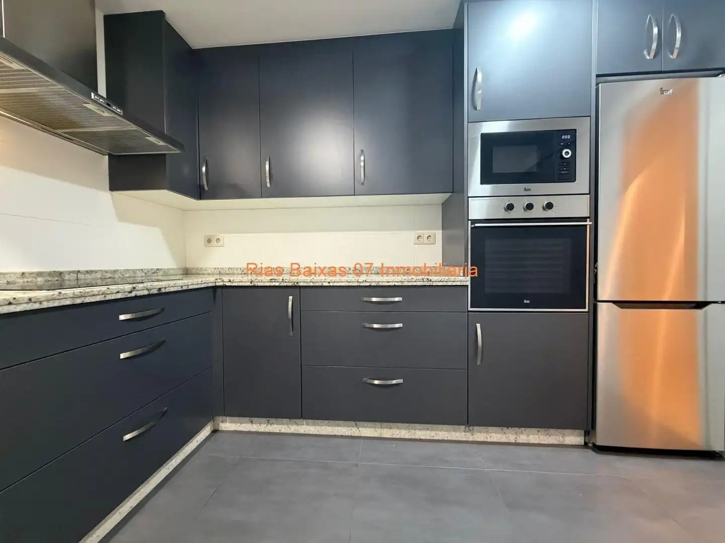Kitchen of Flat for sale in Vigo   with Heating and Terrace