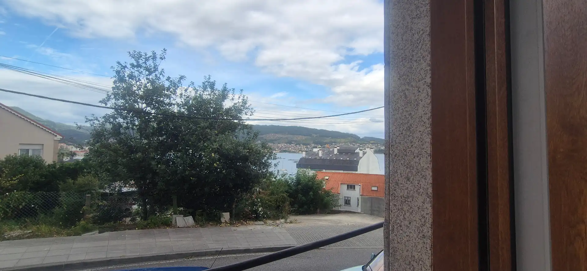 Vista exterior de Apartament en venda en Moaña amb Calefacció, Jardí privat i Parquet