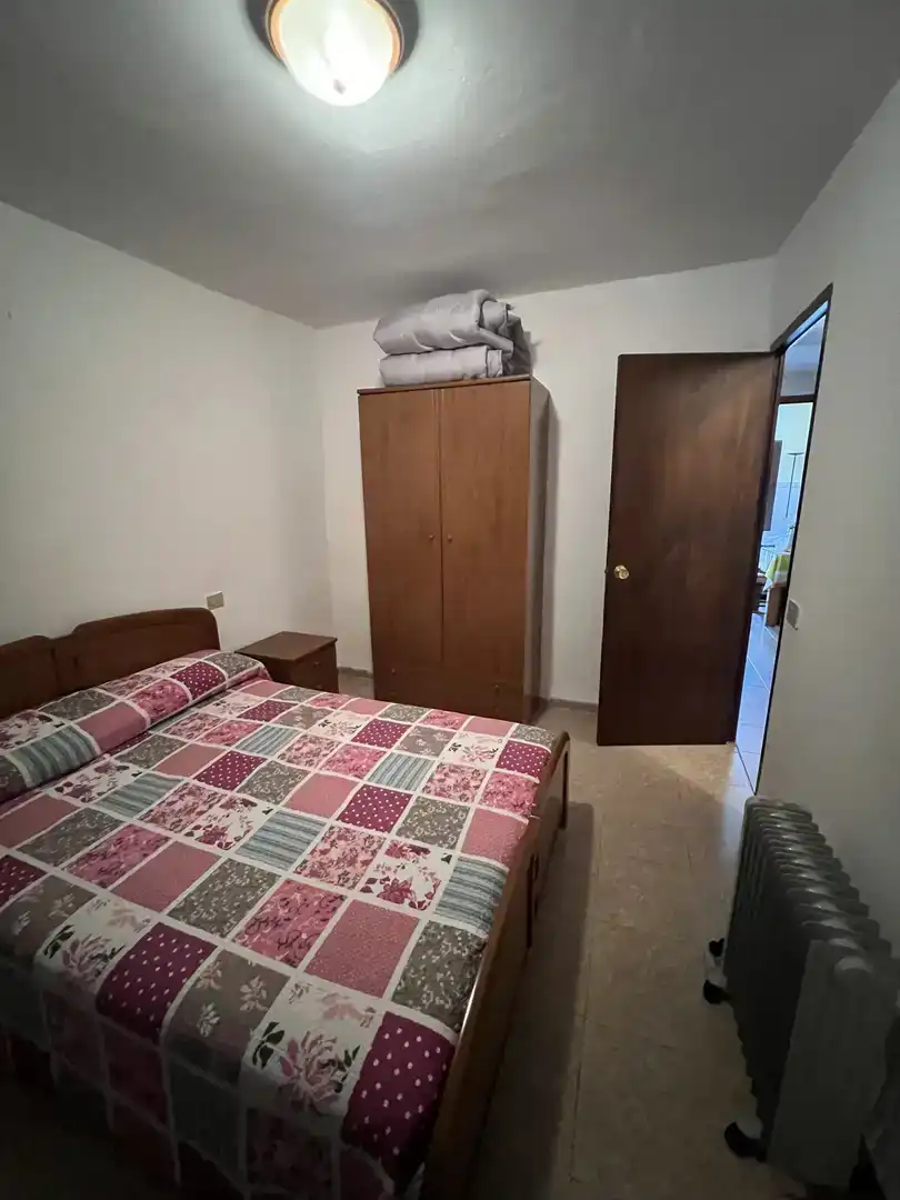 Habitación de Piso en venta en Villahermosa del Río con Trastero, Amueblado y Balcón