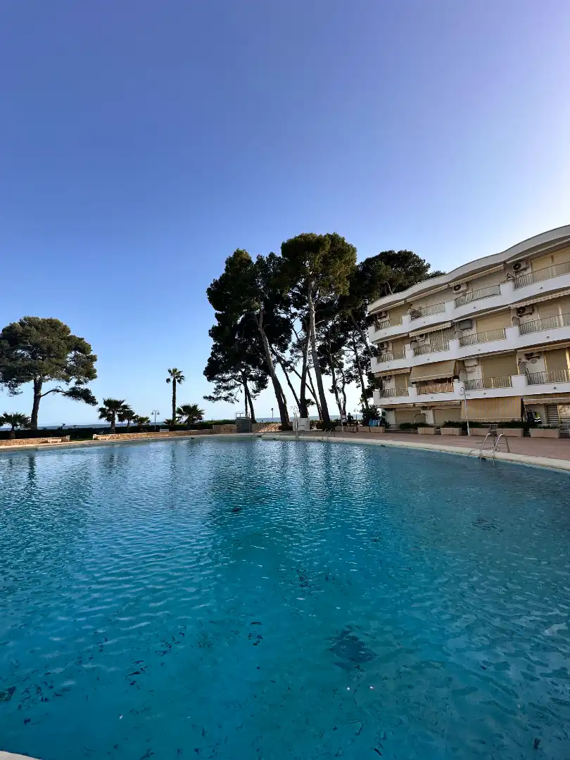 Piscina de Estudi en venda en Cambrils amb Aire condicionat, Calefacció i Terrassa