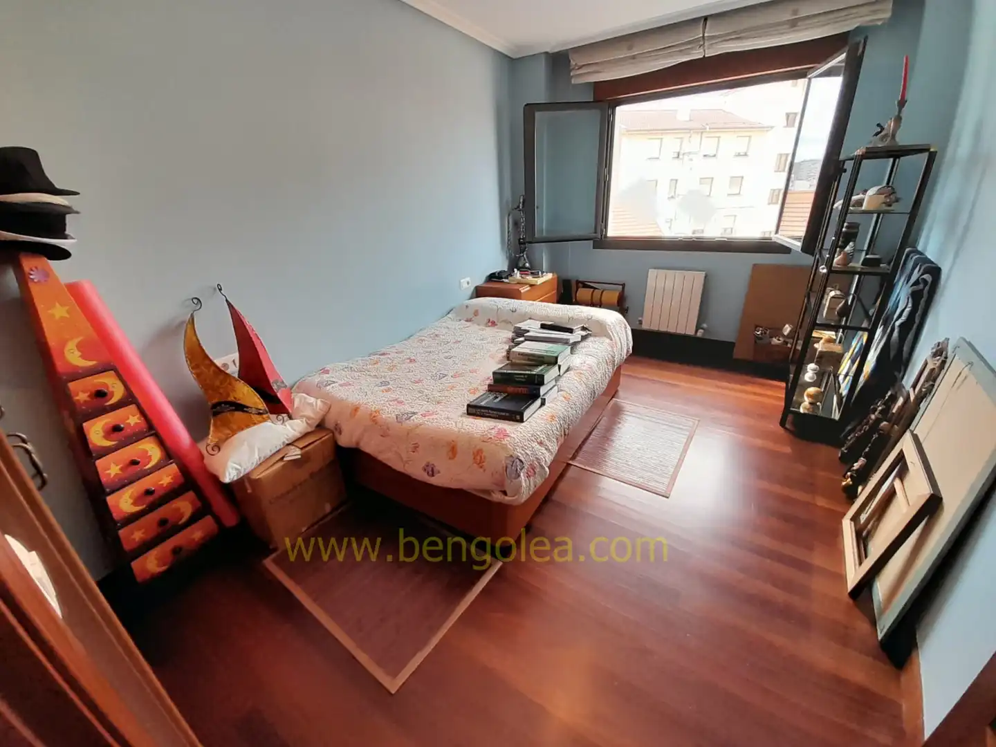 Schlafzimmer von Wohnung zum Verkauf in Barakaldo  mit Heizung, Abstellraum und Balkon