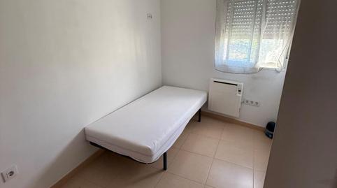 Foto 4 de Planta baixa de lloguer a Barri Mion - Puigberenguer, Barcelona