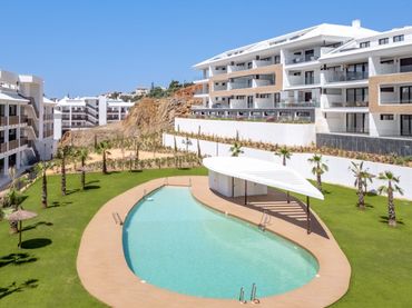 Ático con balcón en venta en Torreblanca del Sol