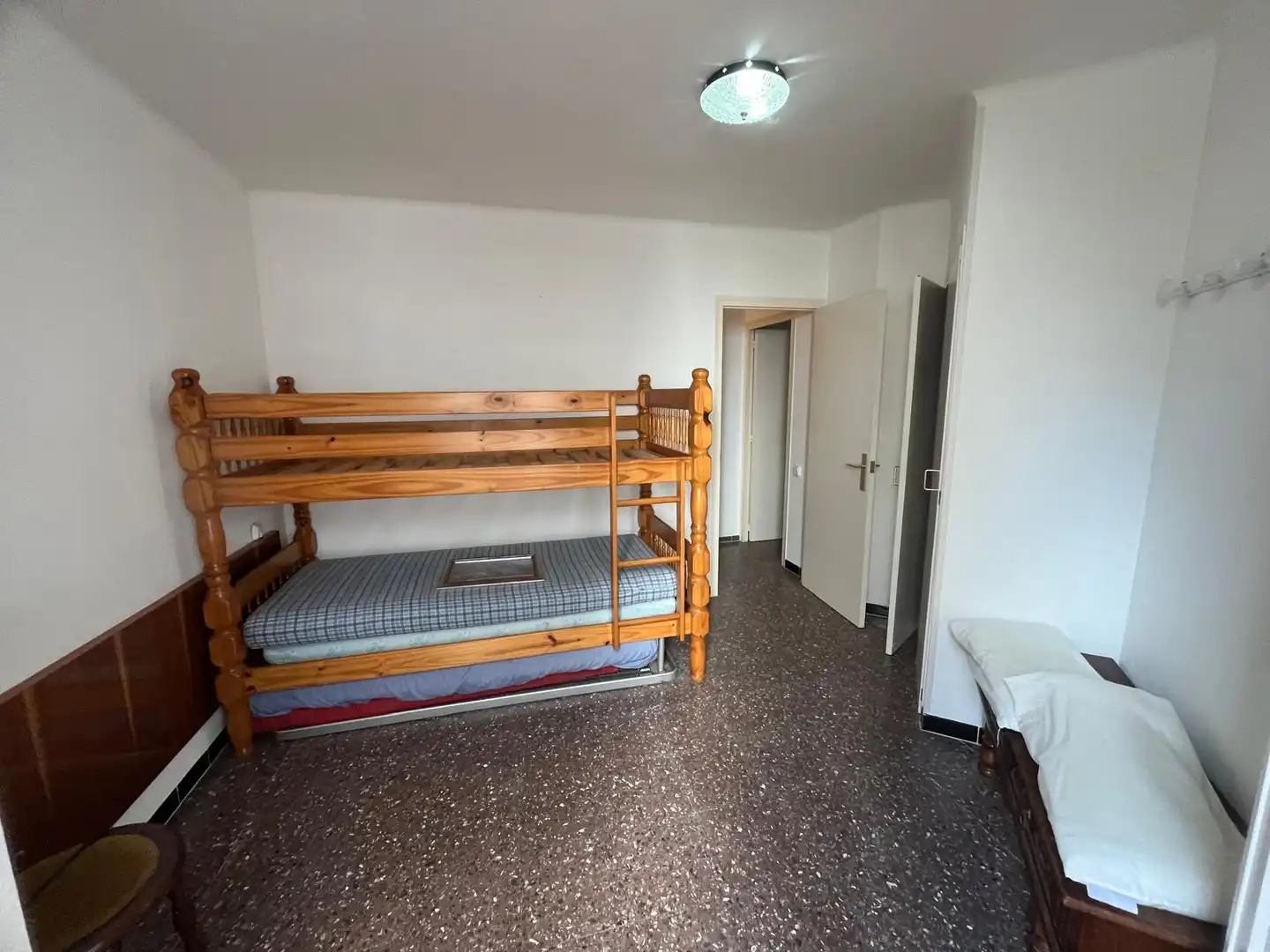 Schlafzimmer von Wohnungen zum Verkauf in Cadaqués mit Möbliert