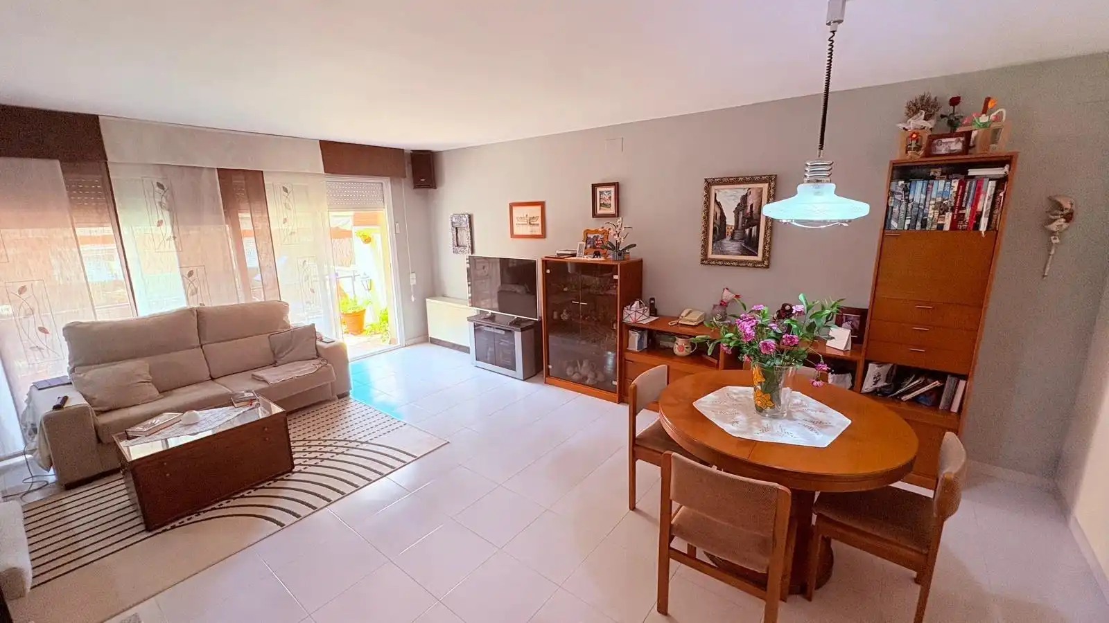 Sala d'estar de Casa o xalet en venda en Castellar del Vallès amb Calefacció i Terrassa