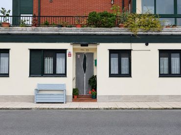 Rez-de-chaussée avec ascenseur à vendre à CASAR 216