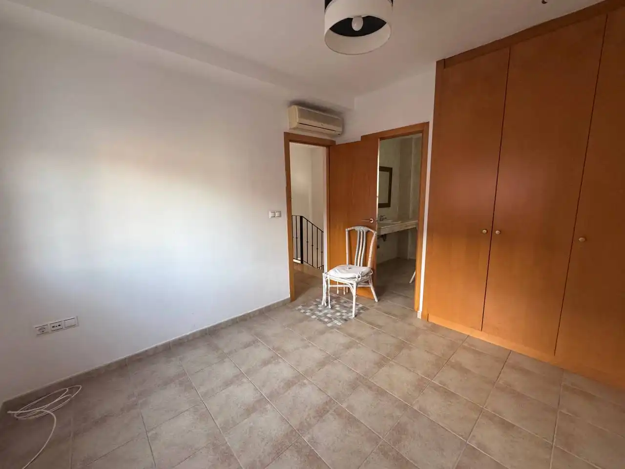 Habitación de Casa o chalet en venta en Palmera con Amueblado, Microondas y TV