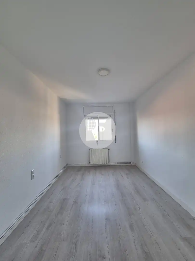 Bedroom of Flat for sale in Mollet del Vallès  with Heating and Balcony
