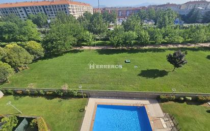 Swimming pool of Flat for sale in  Logroño  with Heating, Parquet flooring and Storage room
