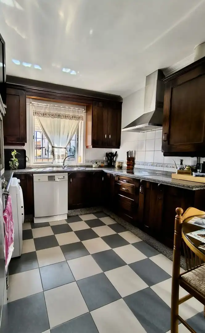 Kitchen of Houses for sale in Avenida Juan Diego