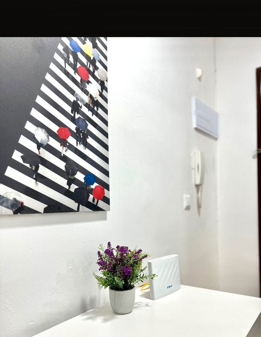 Flat to share in  Valencia Capital  with Air Conditioner, Furnished and Oven