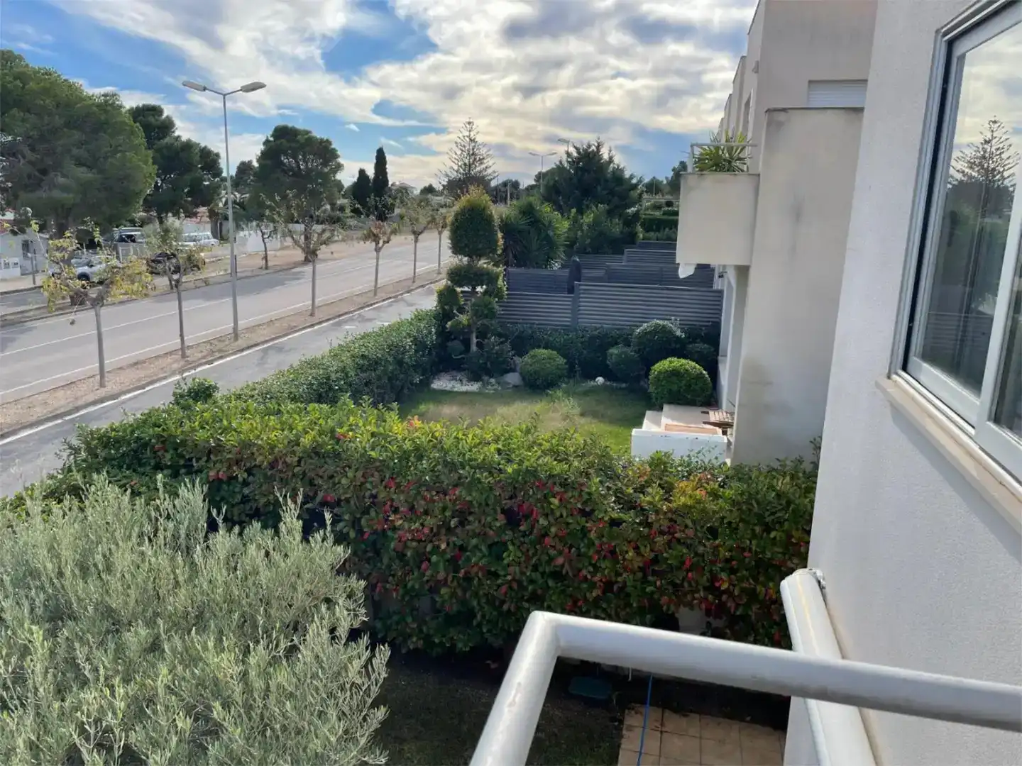 Vista exterior de Casa adosada en venda en Vandellòs i l'Hospitalet de l'Infant amb Traster