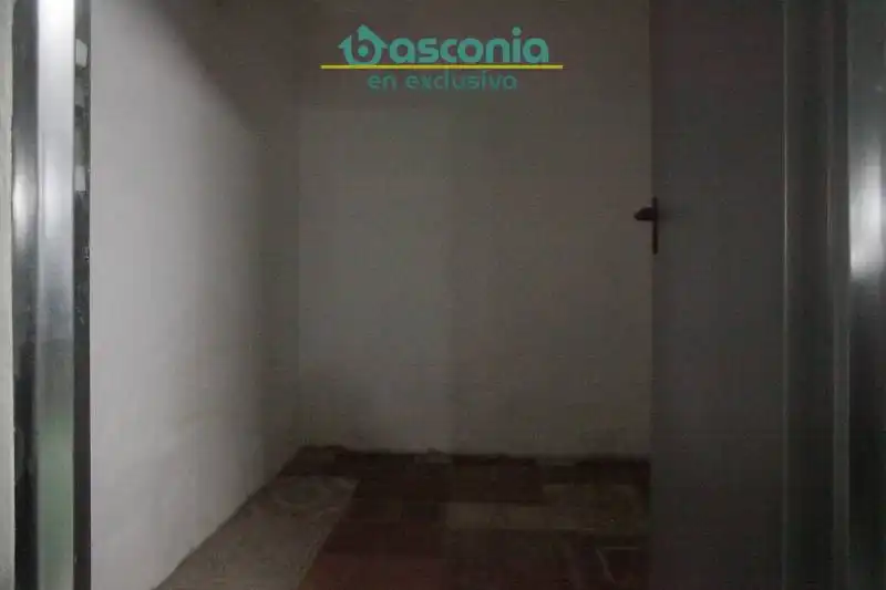 Garage for sale in Basauri 