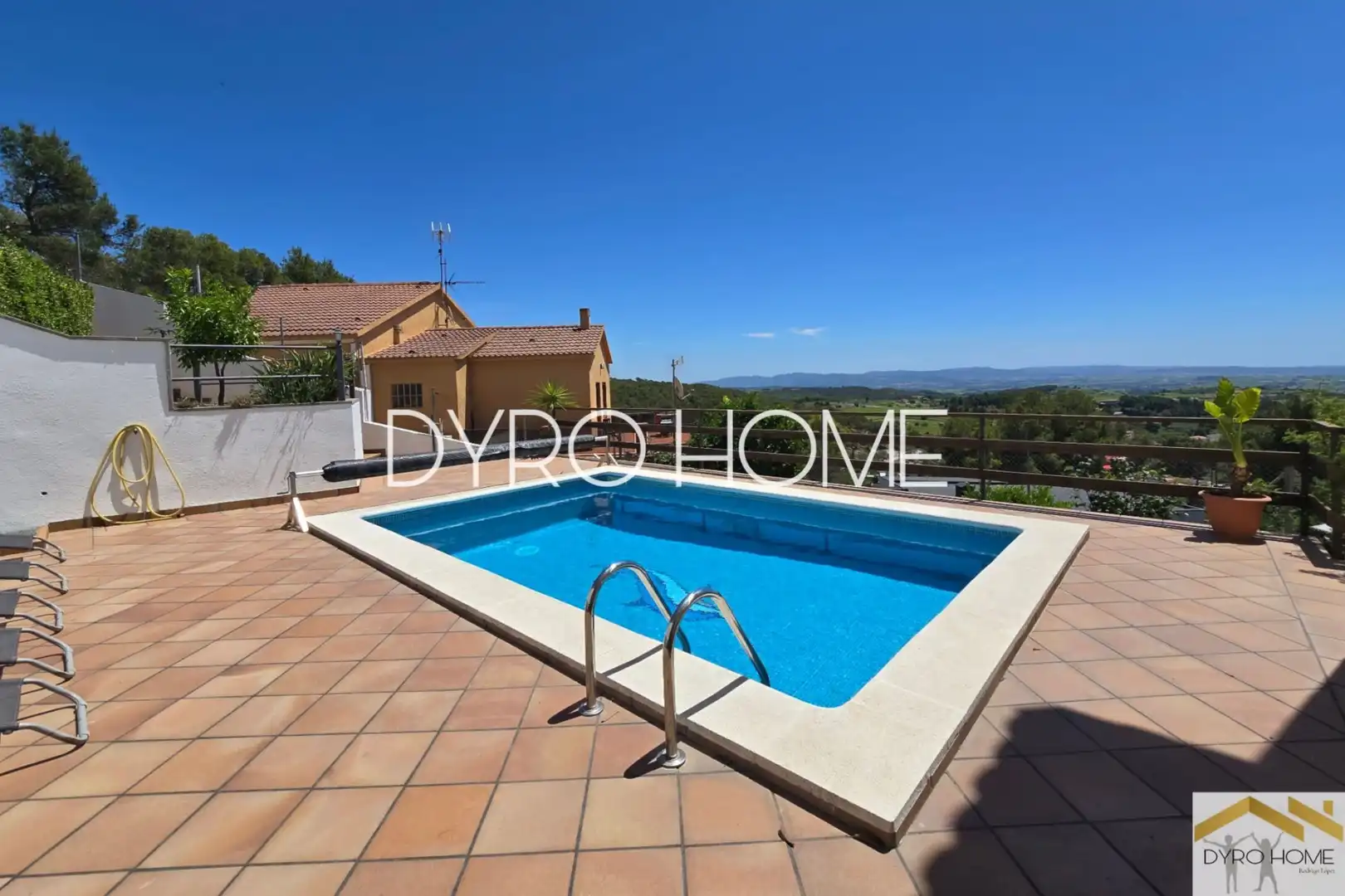 Piscina de Casa o chalet en venta en Font-rubí con Aire acondicionado, Calefacción y Jardín privado