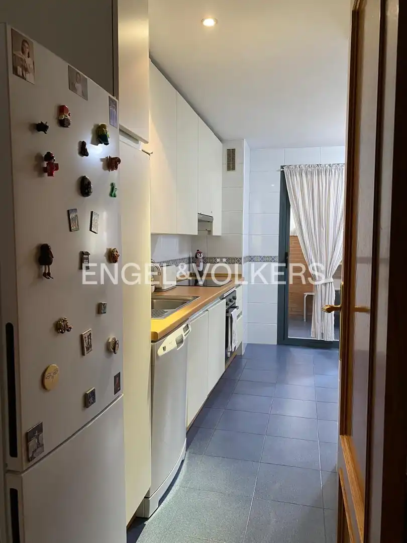 Küche von Wohnung zur Miete in Pozuelo de Alarcón mit Klimaanlage, Heizung und Privatgarten