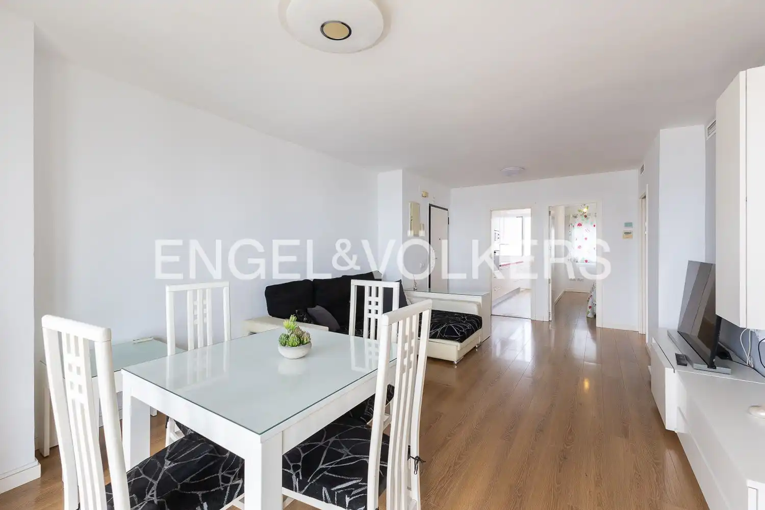 Piso con terraza en alquiler en Avinguda Neptuno, imagen 6