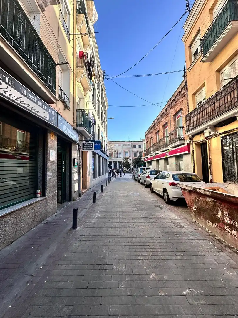 Vista exterior de Local de lloguer en Madrid